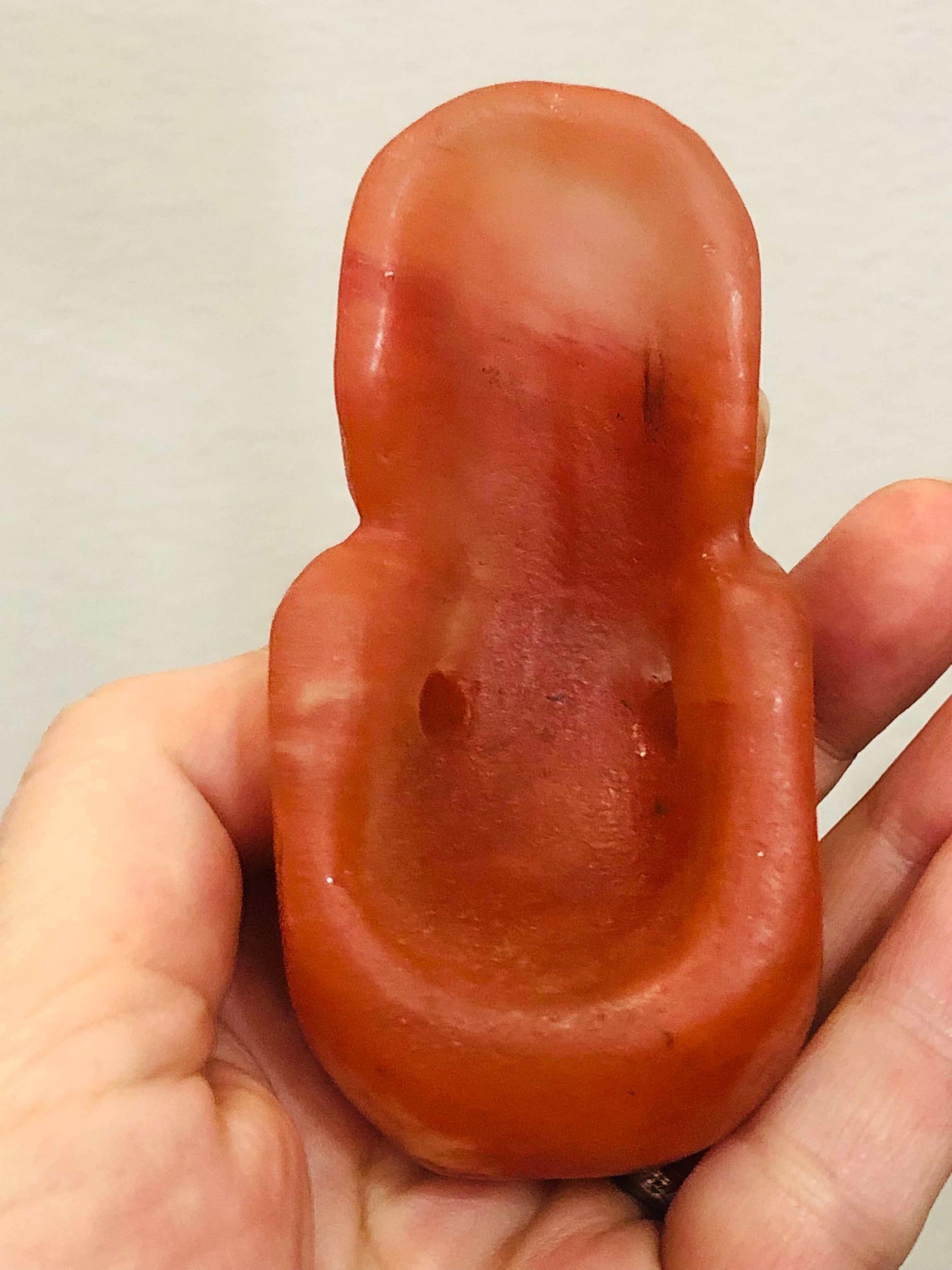 Crâne de cristal Hongshan en jade orange