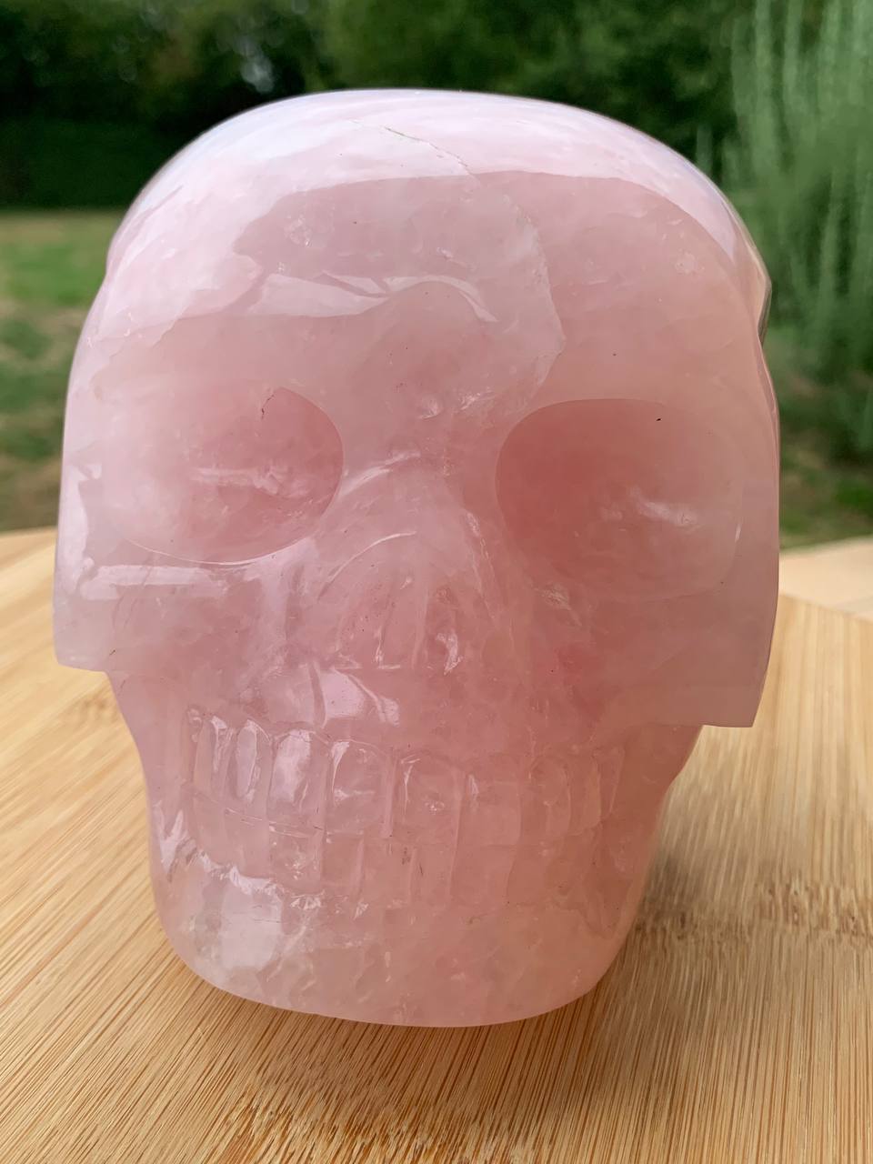 Crâne en quartz rose