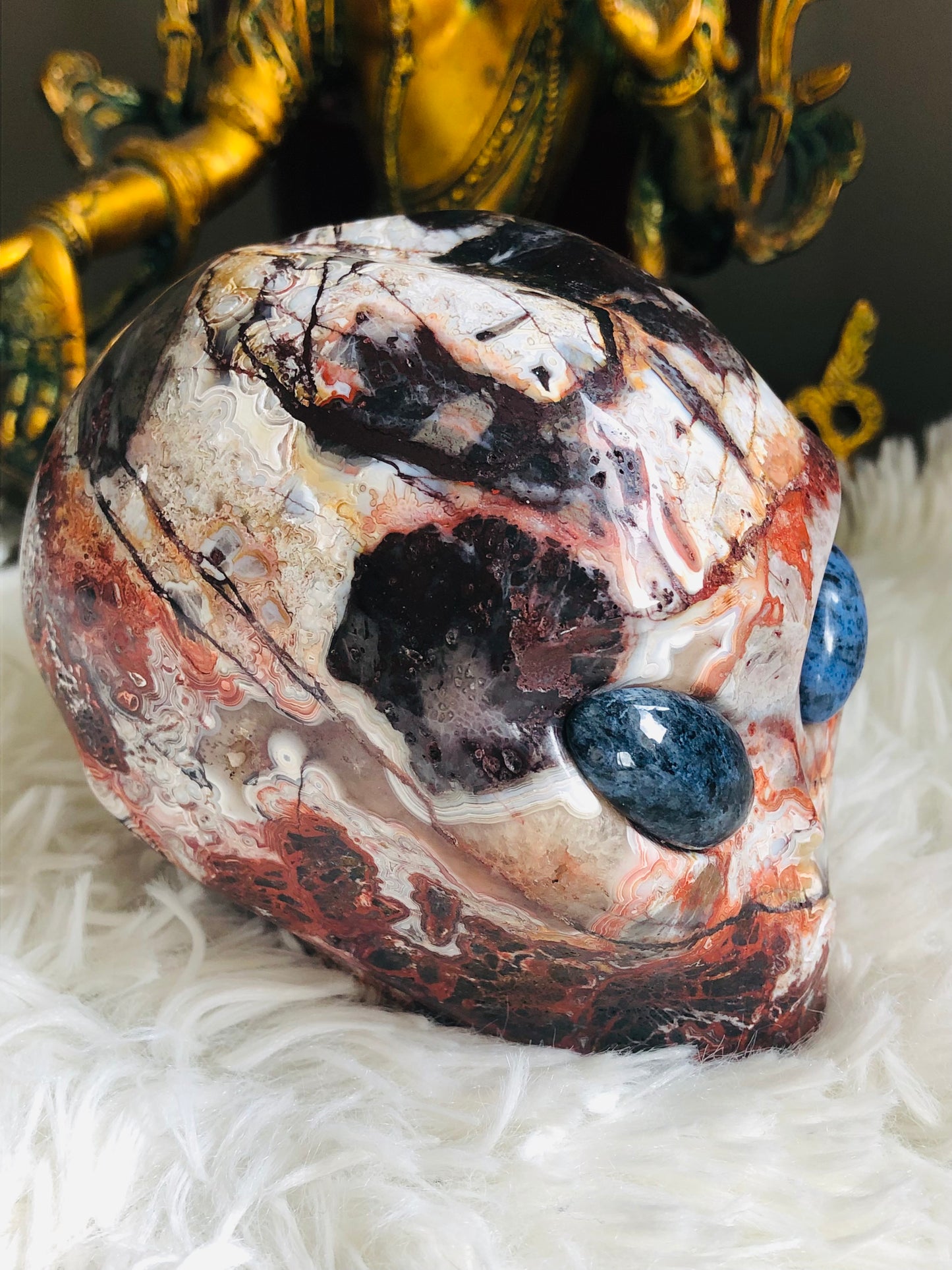 Crâne stellaire en agate mexicaine crazy lace et sodalite