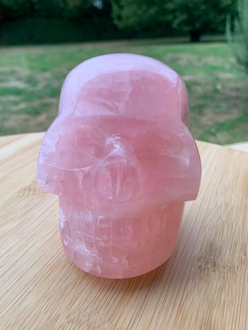 Crâne de cristal en quartz rose