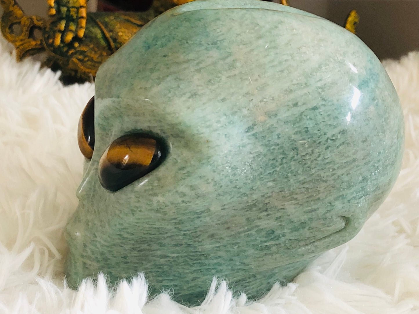 Crâne stellaire en amazonite et oeil de tigre