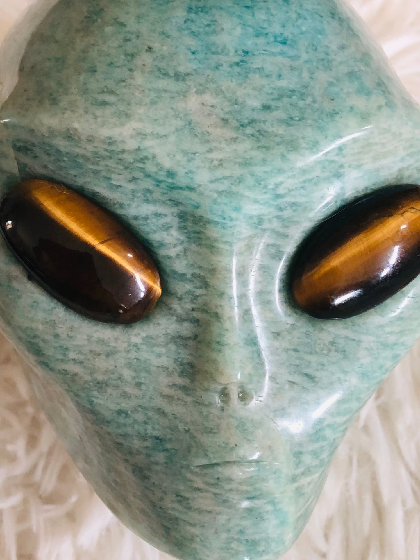 Crâne stellaire en amazonite et oeil de tigre