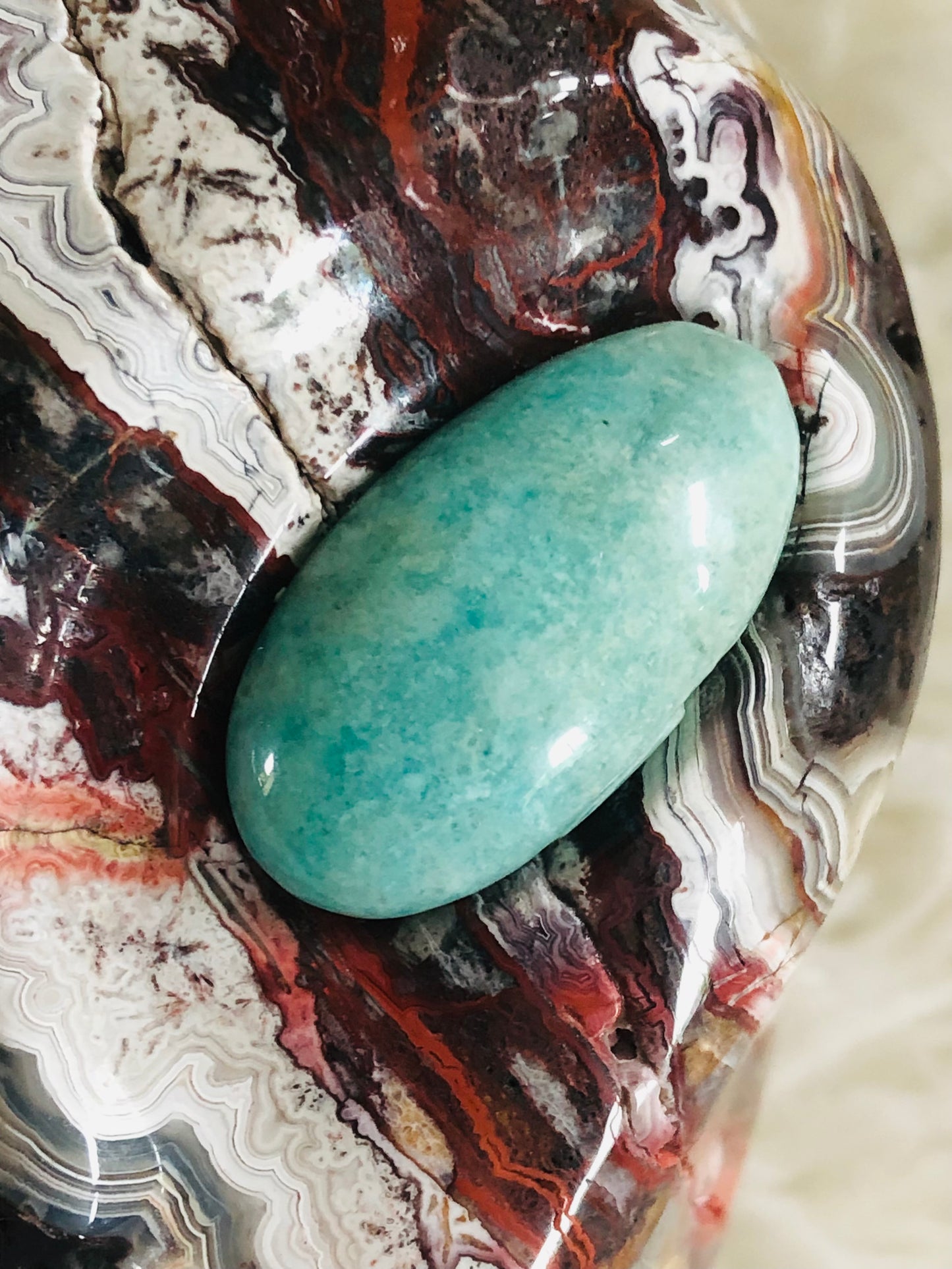 Crâne stellaire en agate mexicaine crazy lace et amazonite