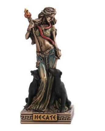 Crâne en améthyste et statue d’hecate