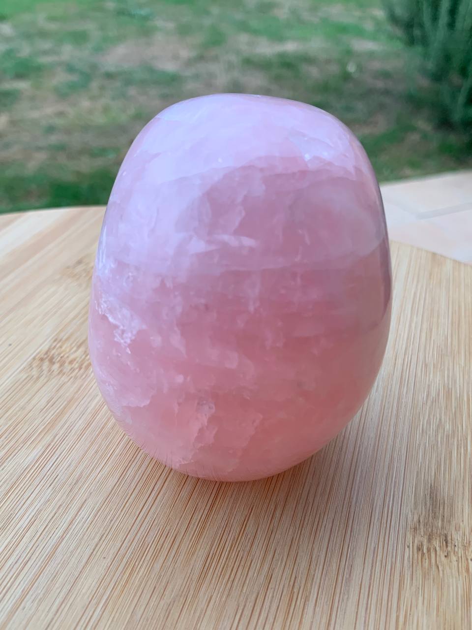 Crâne de cristal en quartz rose