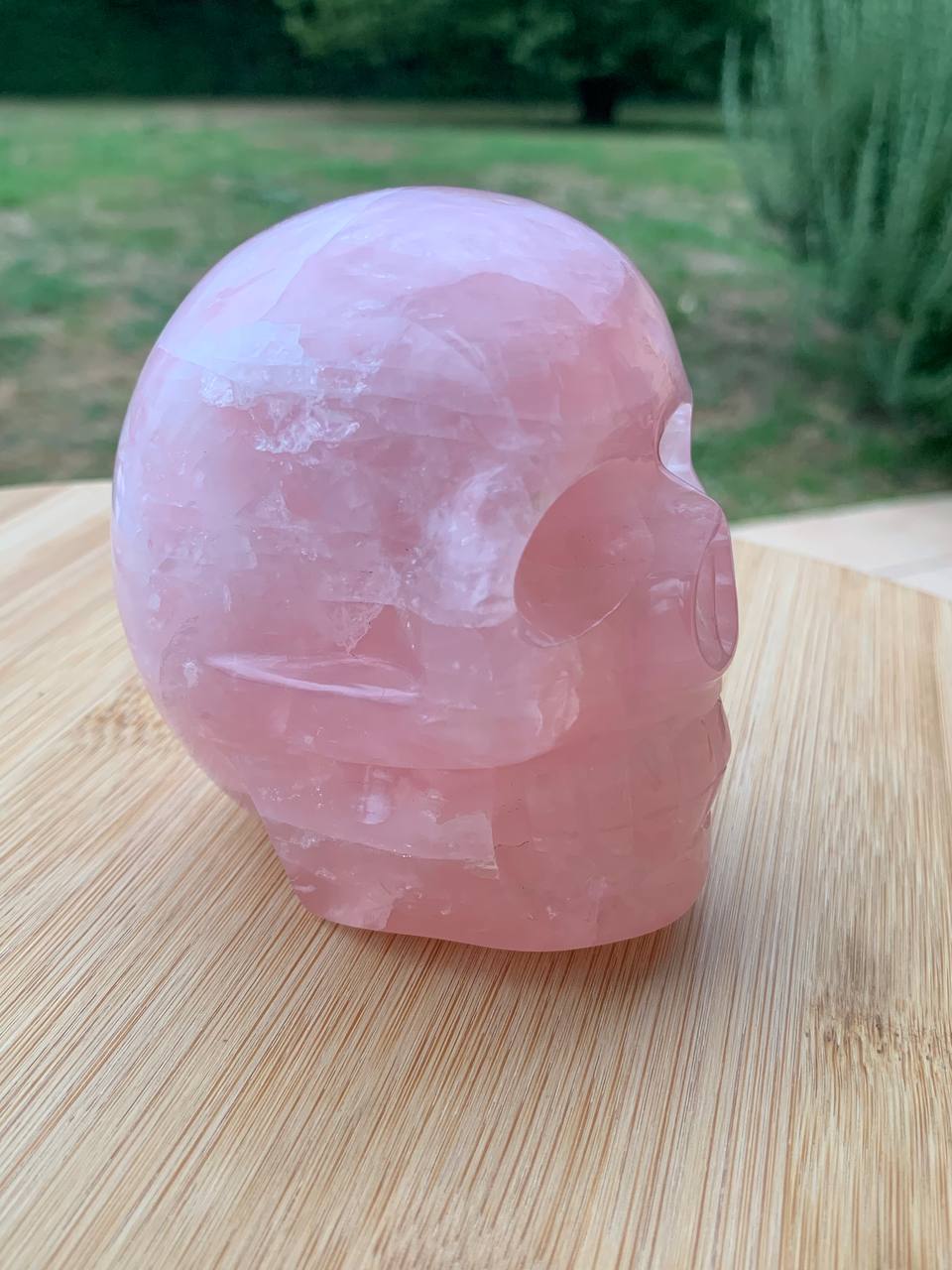 Crâne de cristal en quartz rose