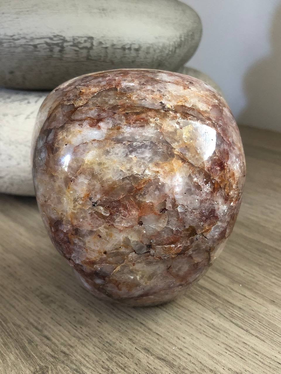 Crâne Mongol en quartz hematoïde