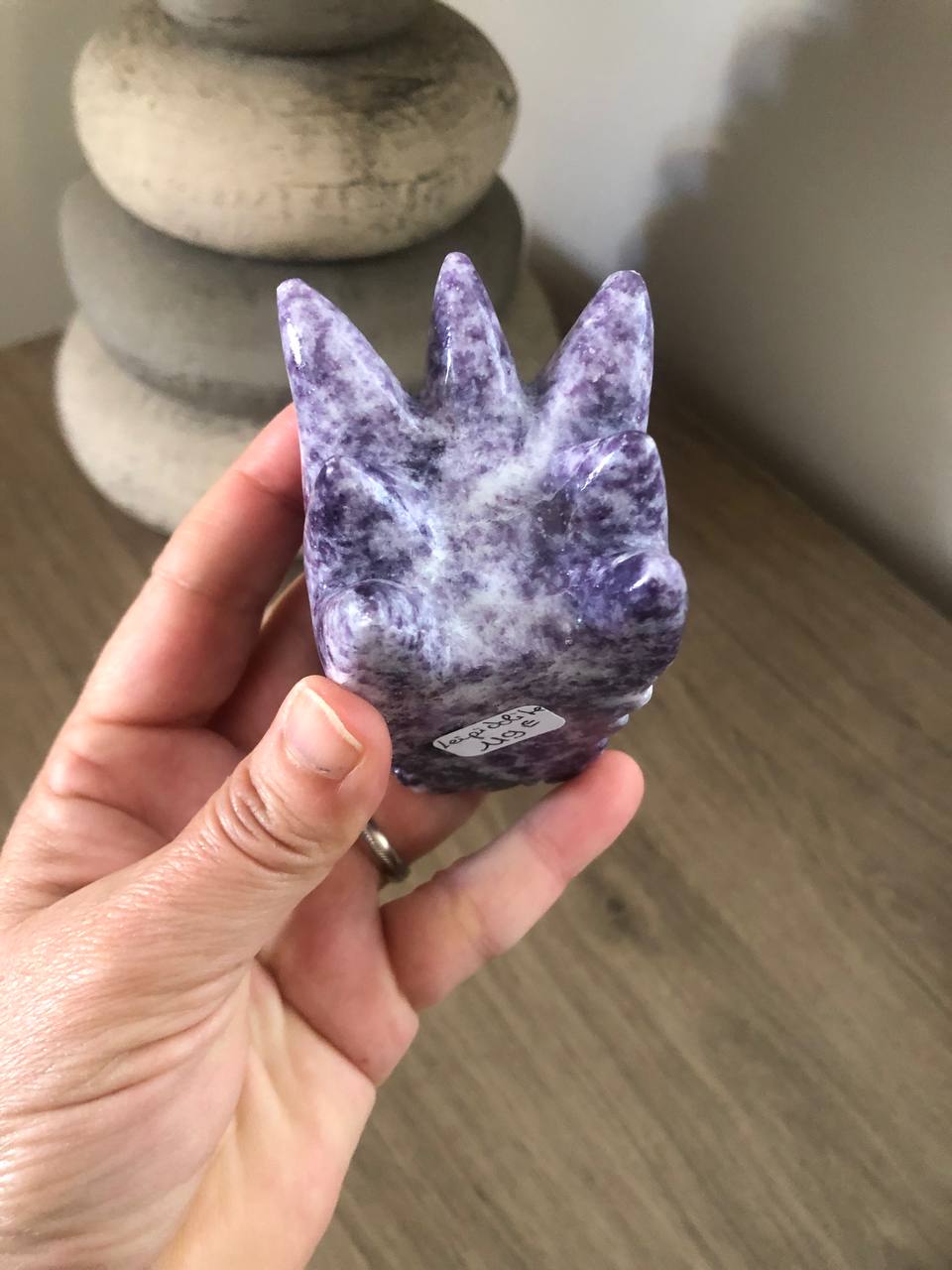Crâne de dragon cristal en leipidolite