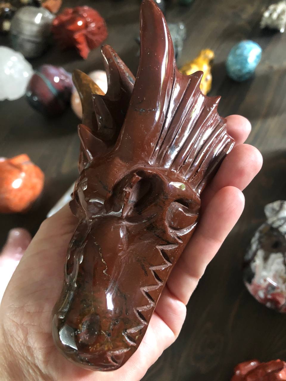 Crâne de dragon cristal en jaspe