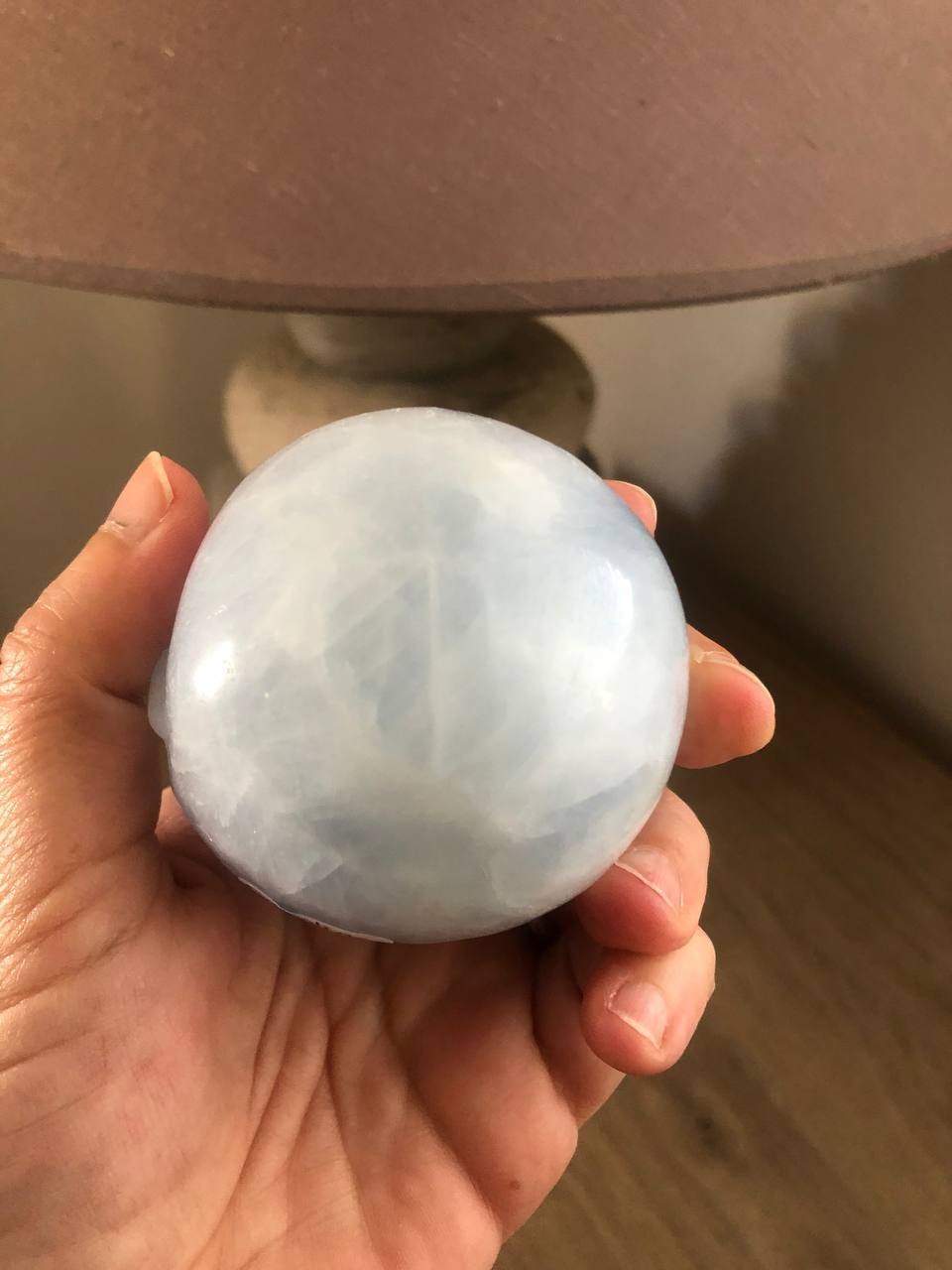 Crâne de cristal en célestine