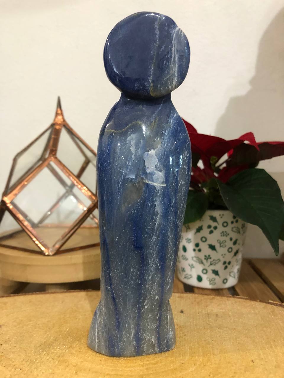 Statue de Marie en aventurine bleue