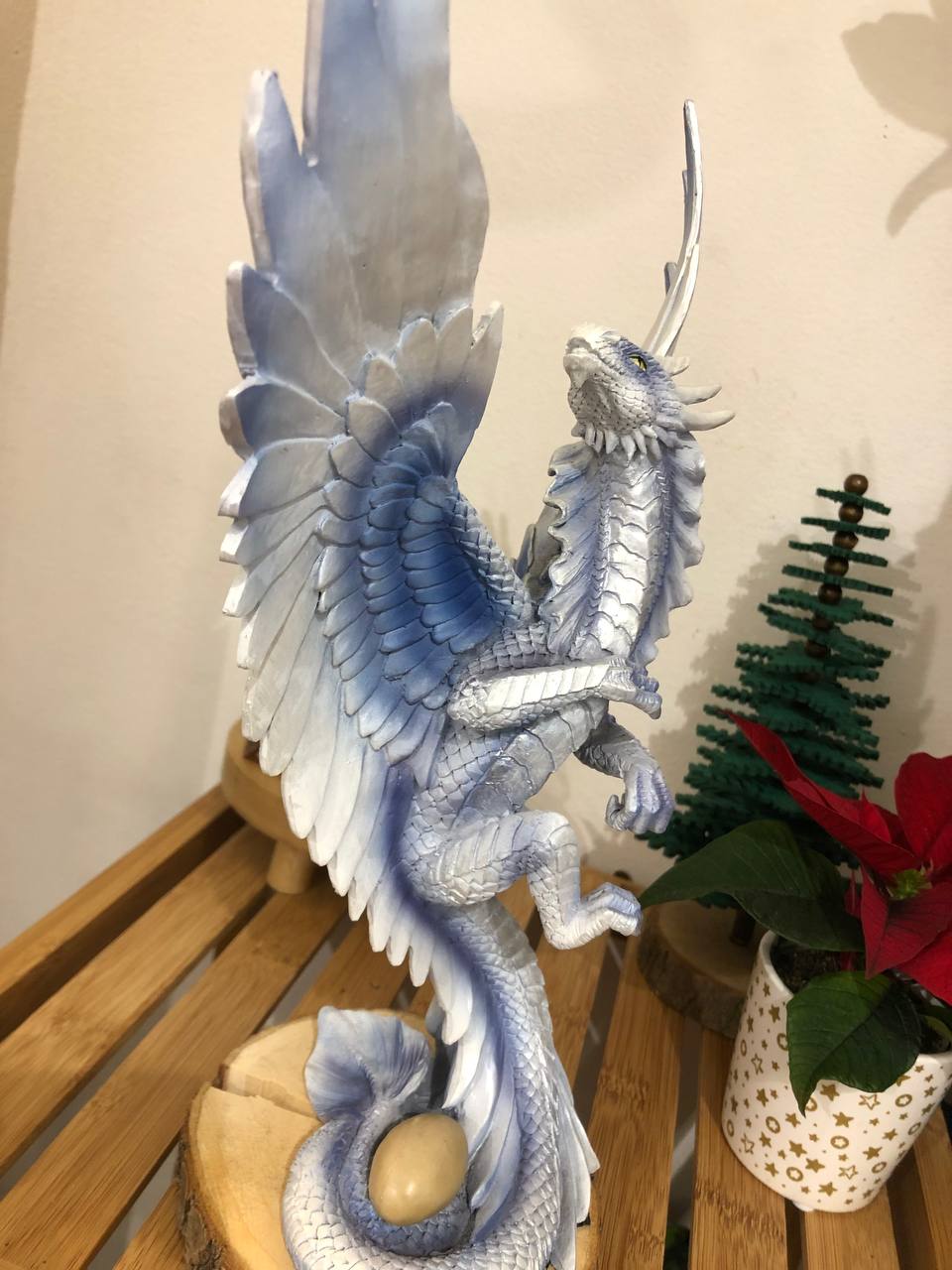 Statue dragon de Sophia Gaïa