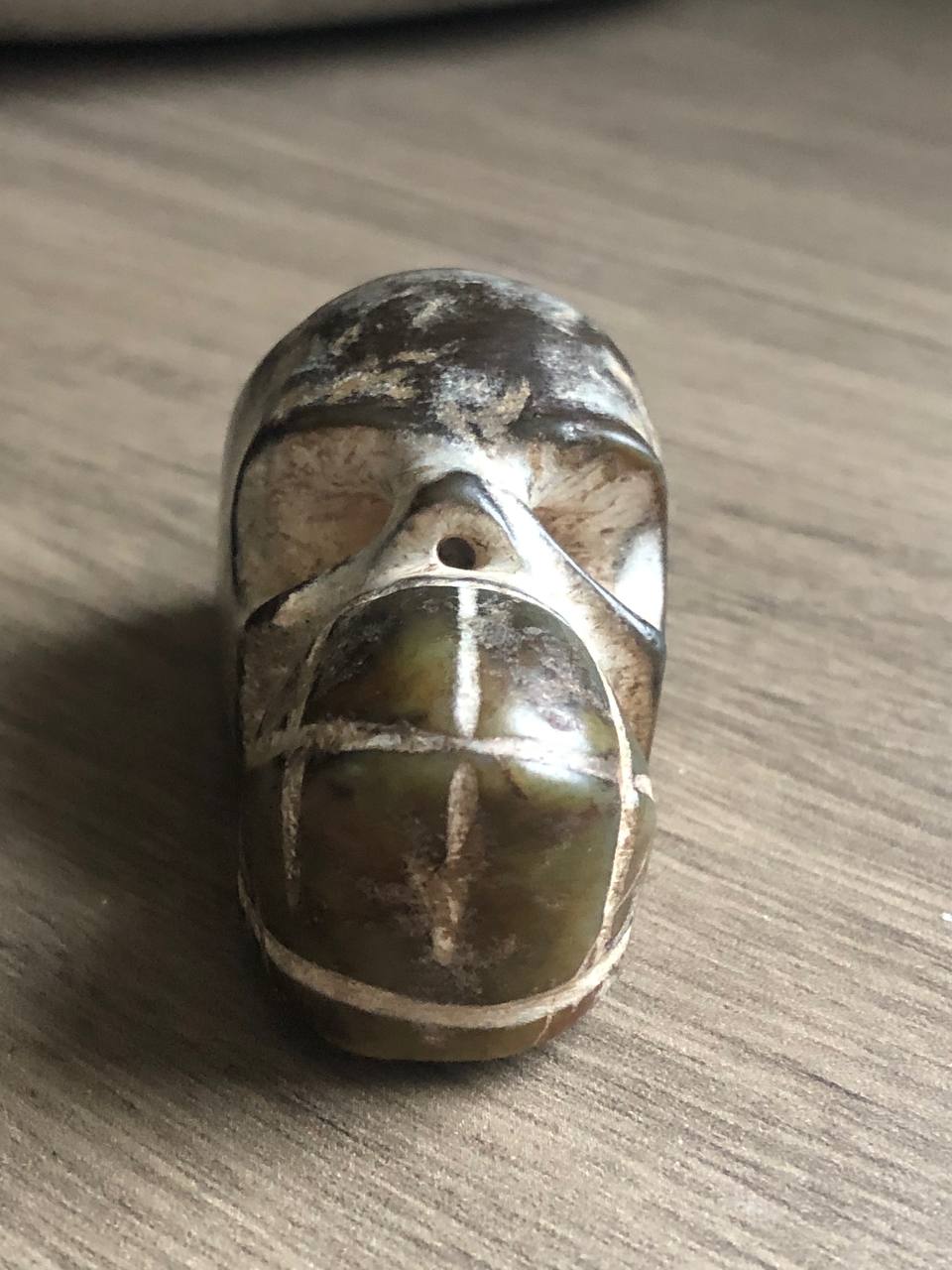 Crâne de cristal Hongshan en Jade