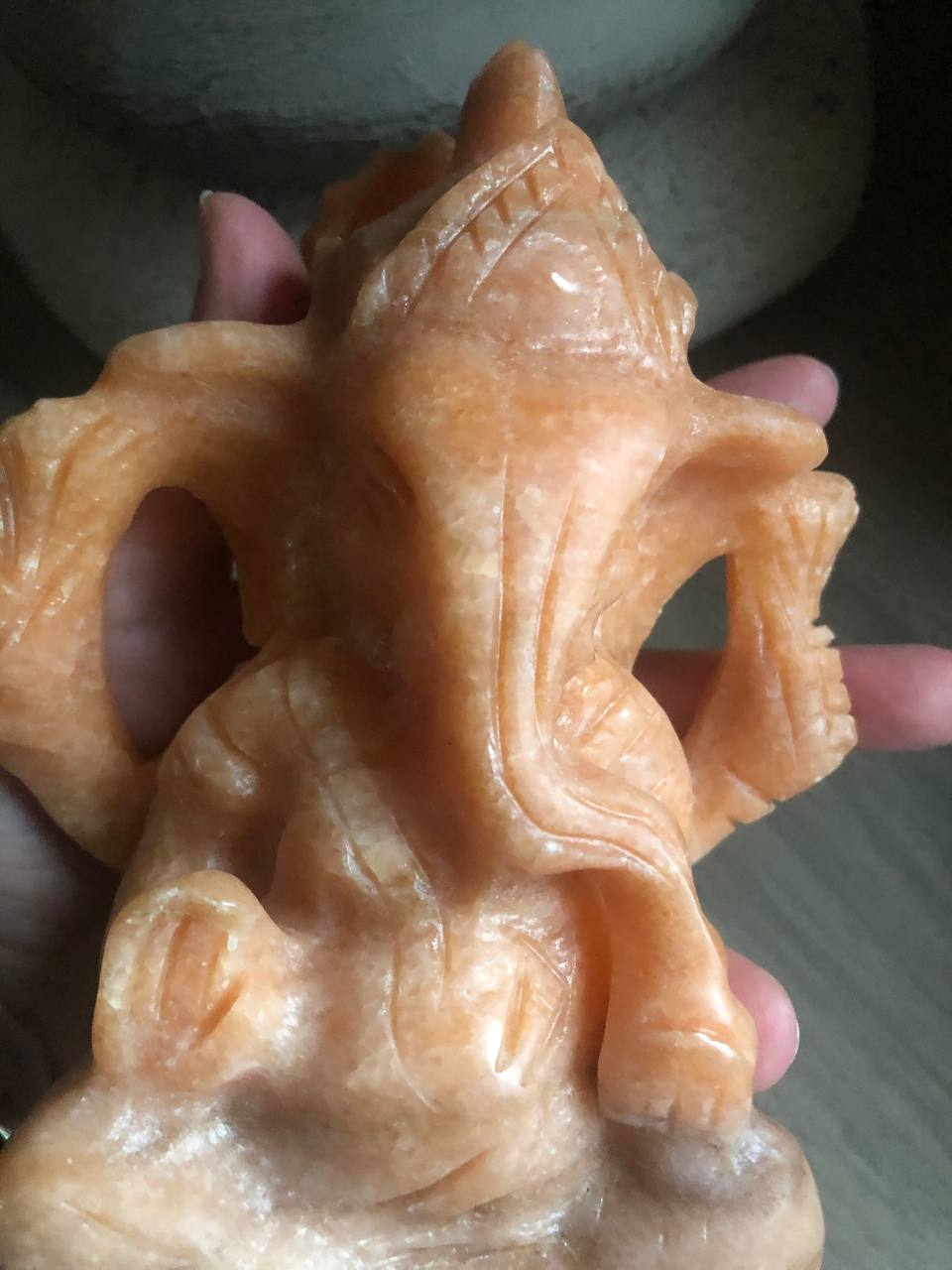 Statuette de Ganesh en pierre du soleil