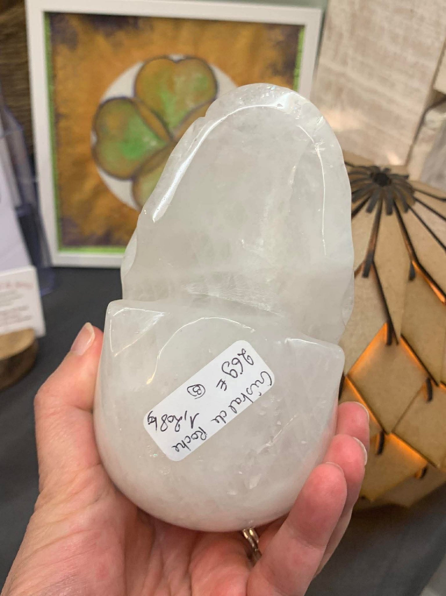 Crâne de cristal en quartz laiteux