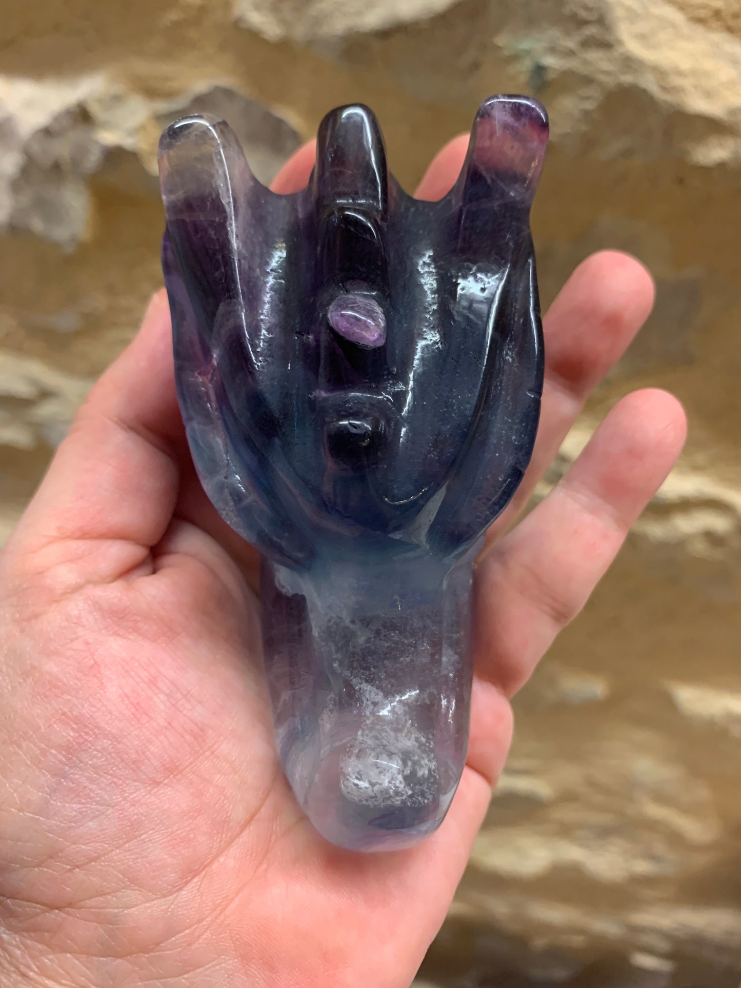 Crâne de dragon en fluorite