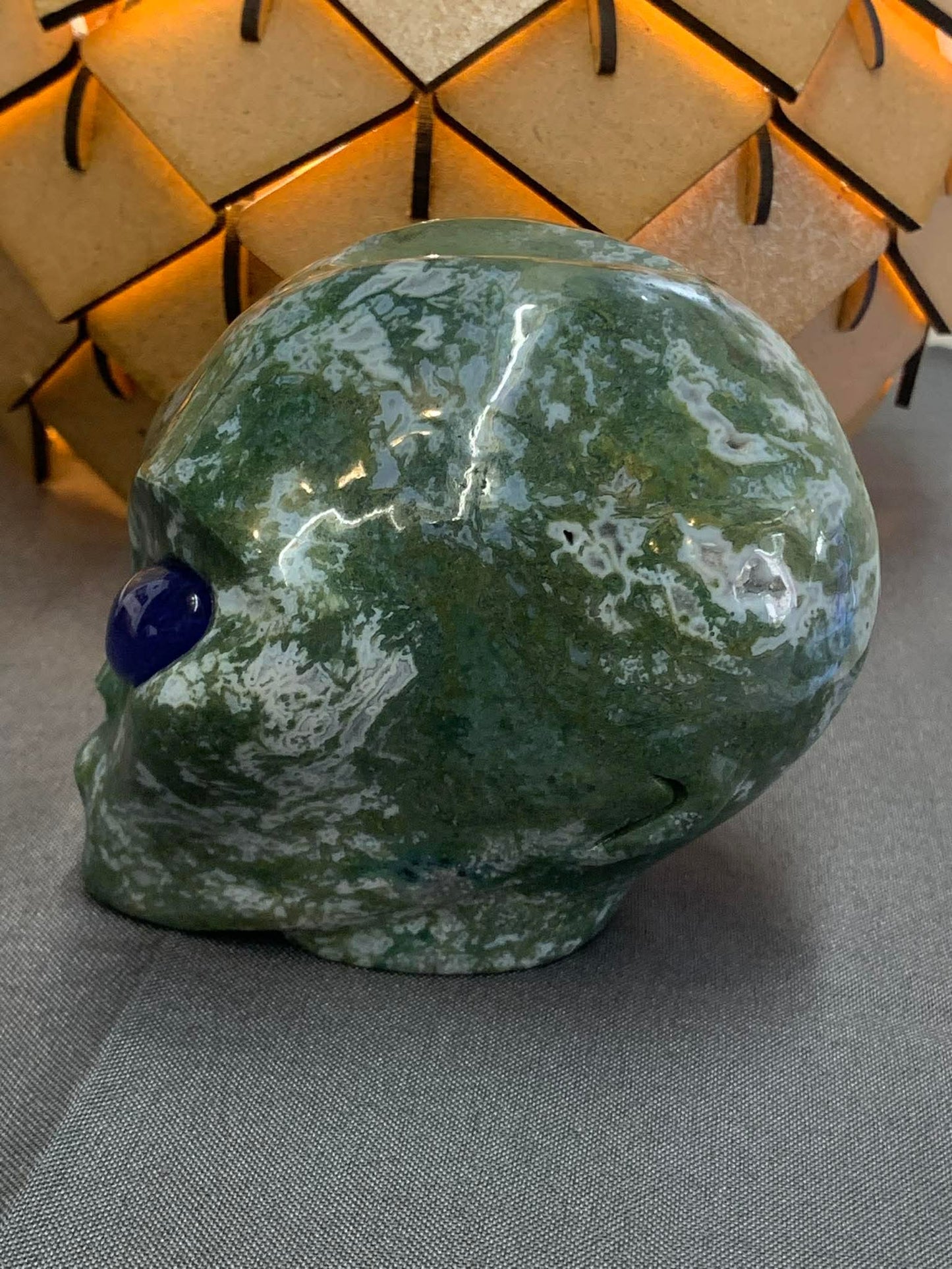 Crâne de cristal galactique jaspe rhyolite