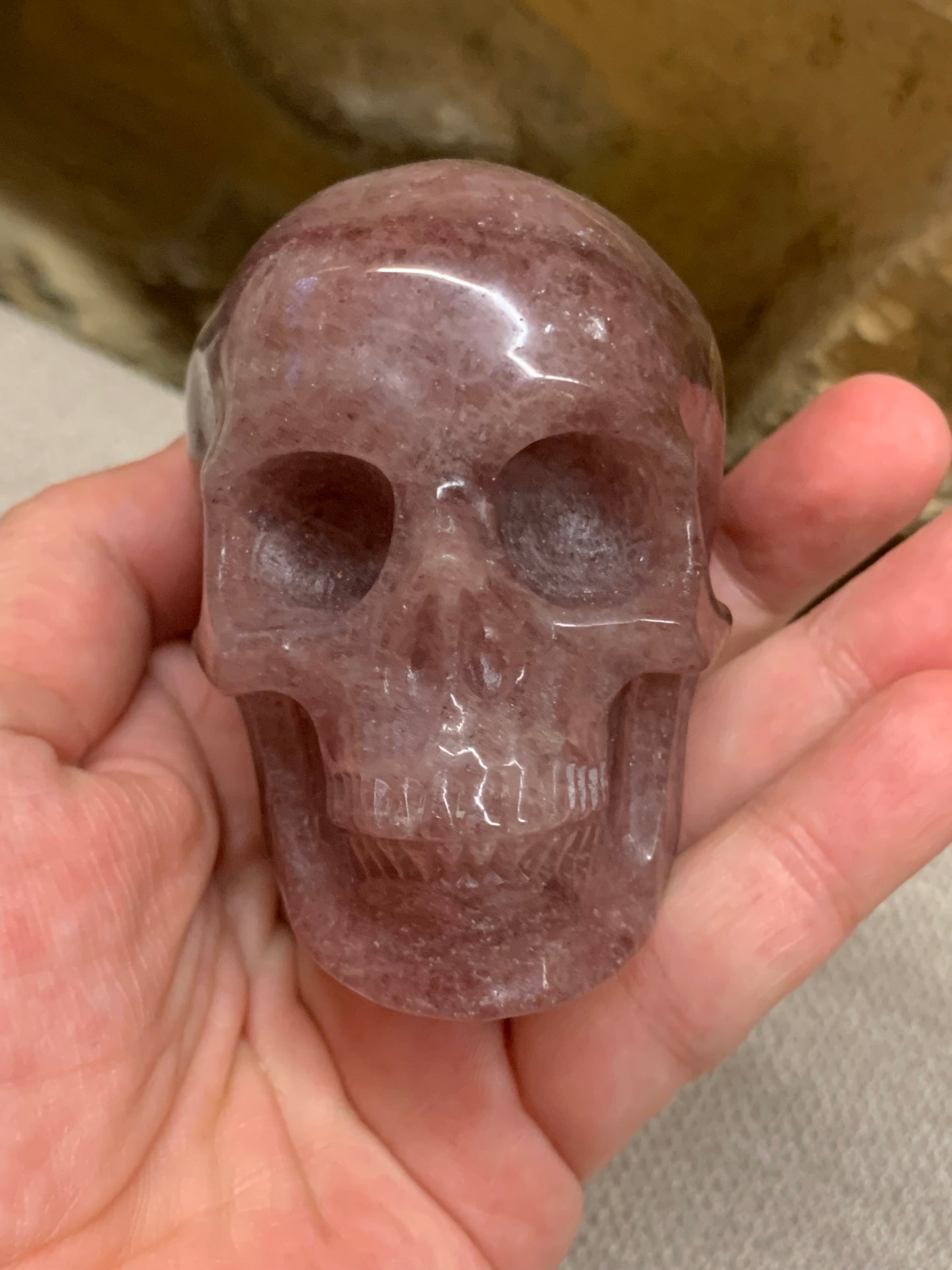 Crâne de cristal en quartz fraise