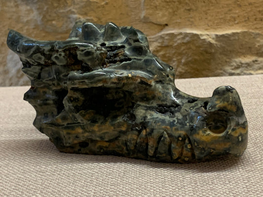 Crâne de dragon en jaspe océan