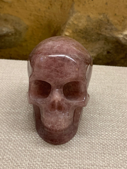 Crâne de cristal en quartz fraise