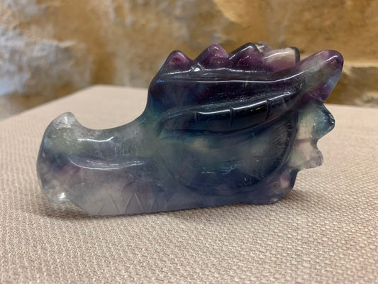 Crâne de dragon en fluorite