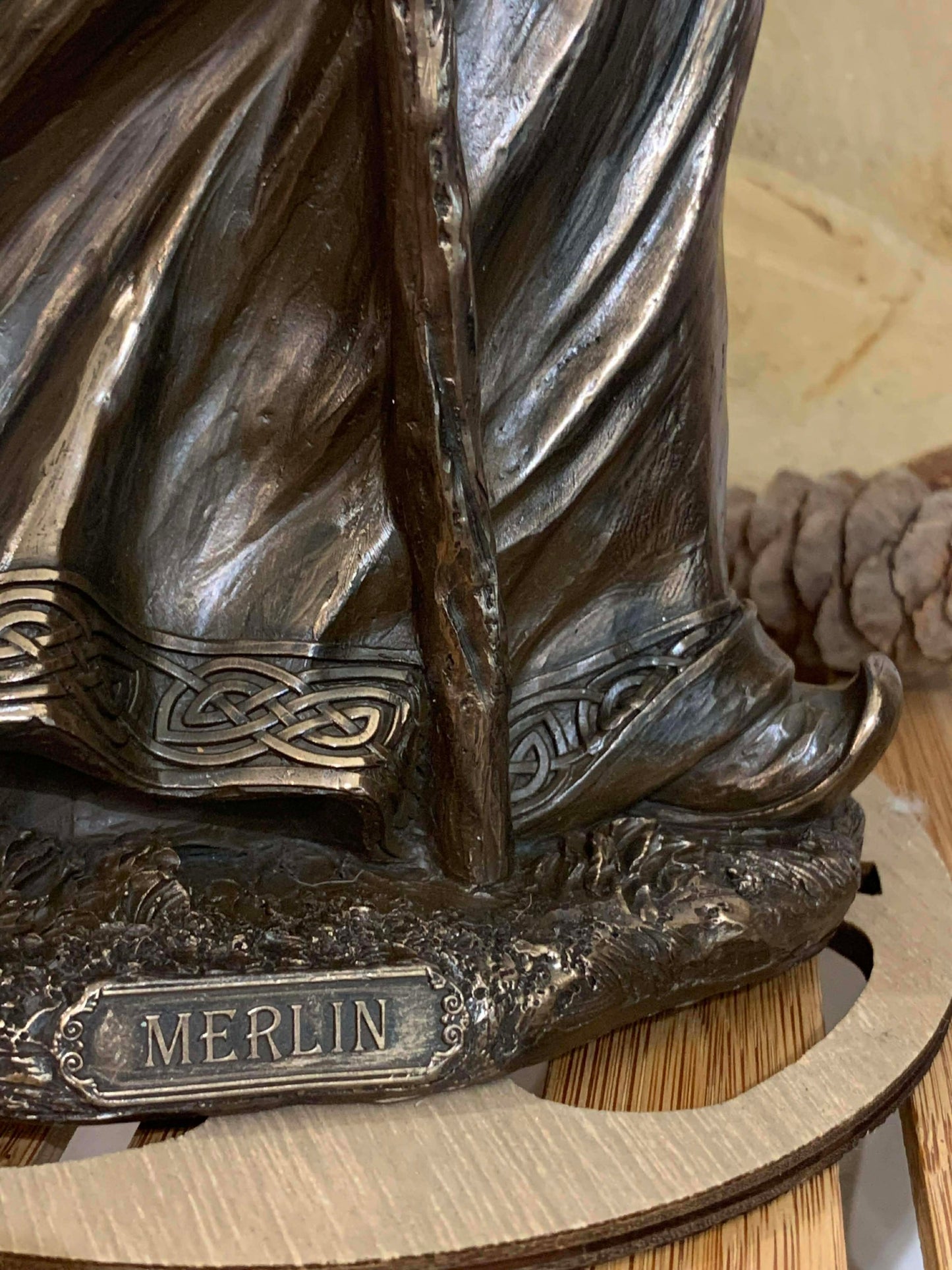 Grande statue de Merlin
