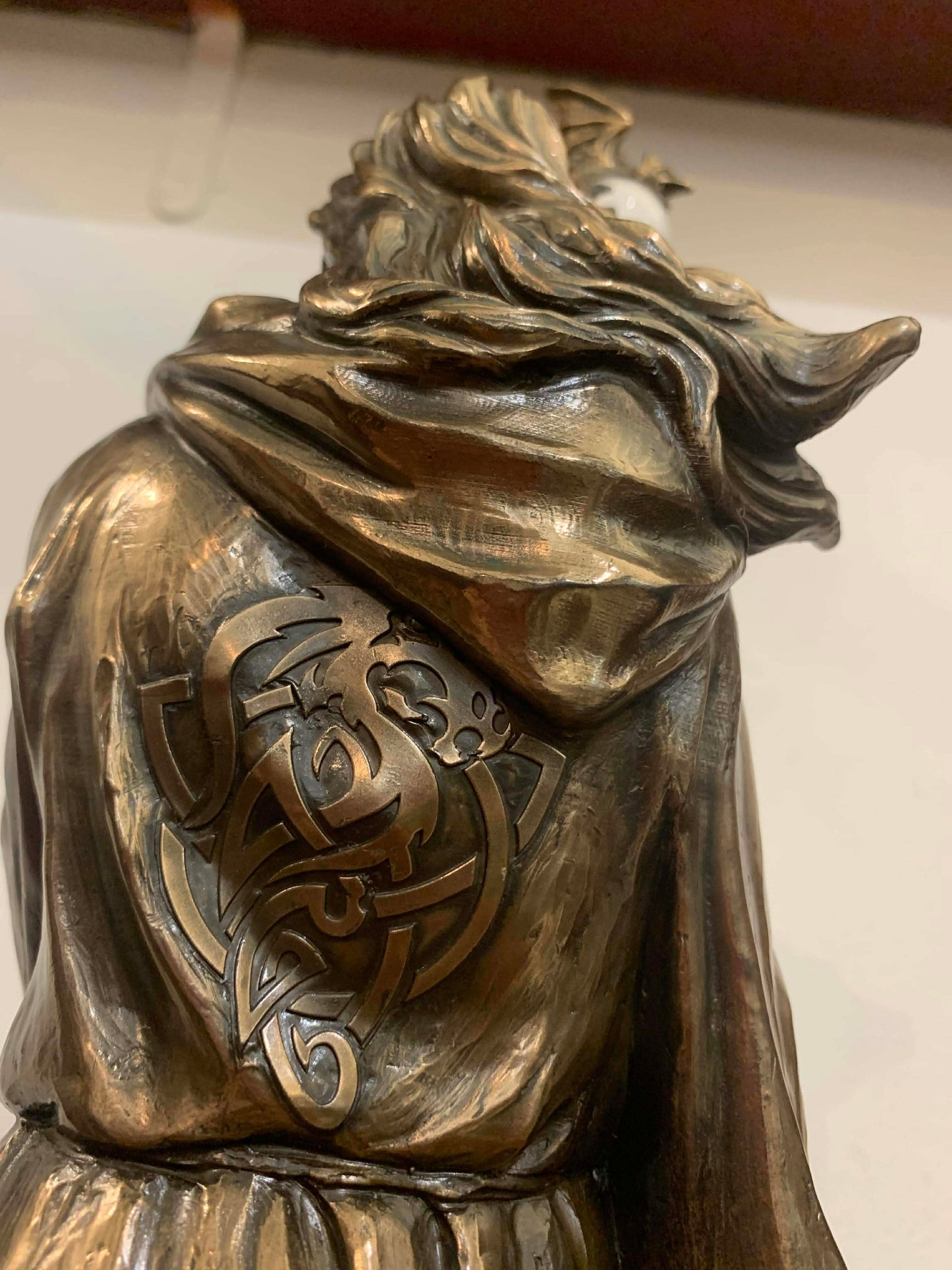 Grande statue de Merlin