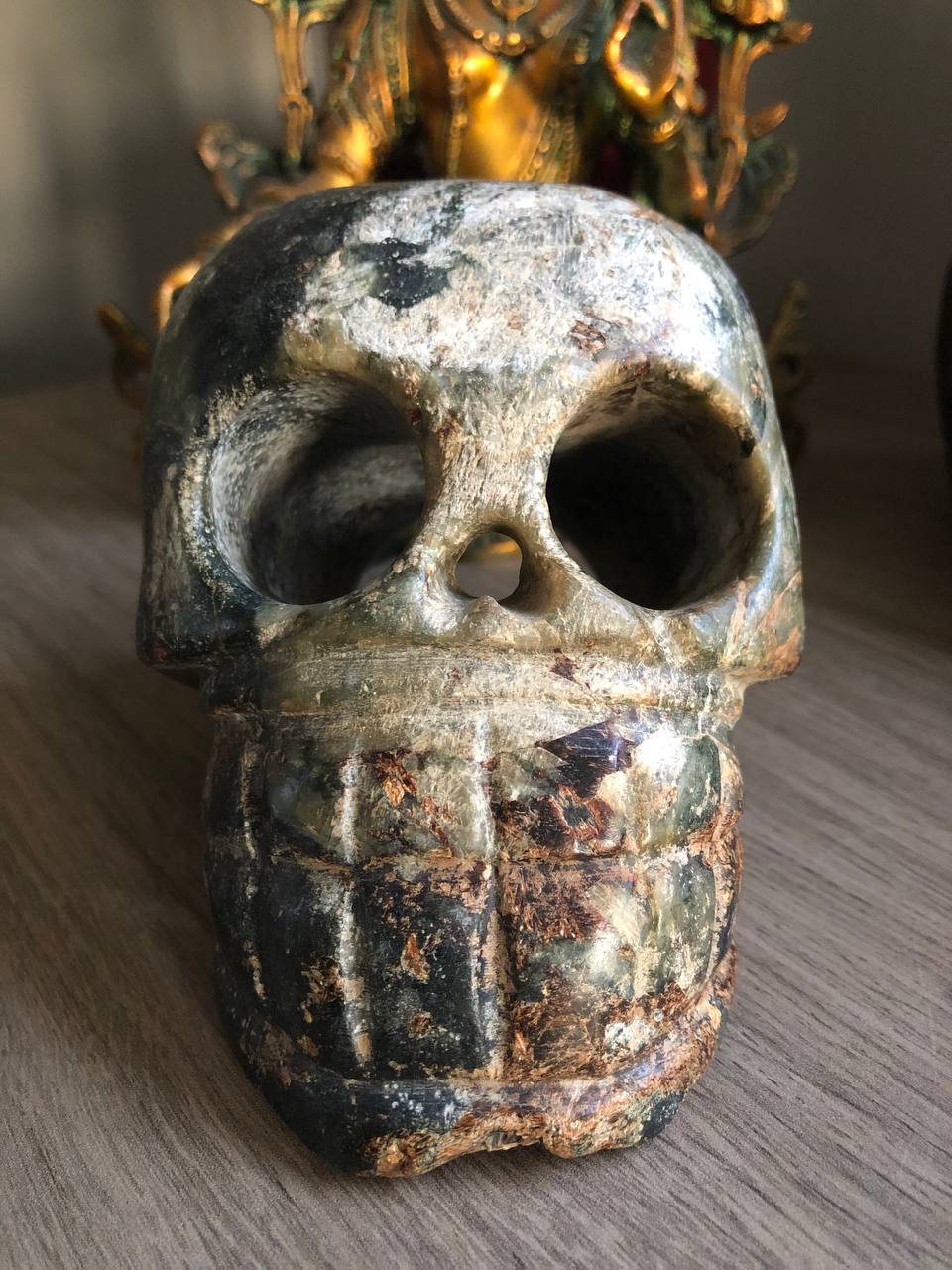 Crâne Hongshan en jade