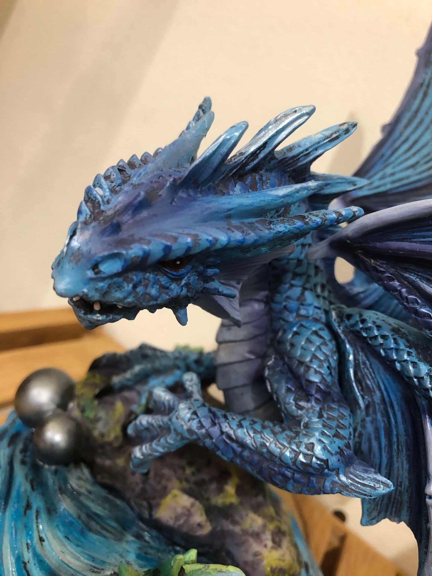 Statue de dragon Anne Stokes