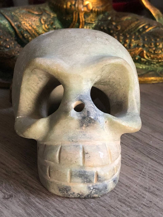 Crâne Hongshan en jade