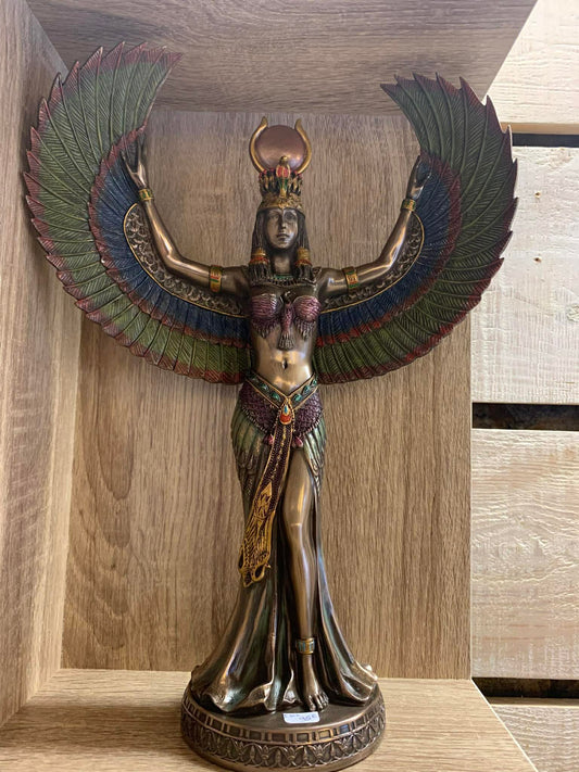 Statue d’Isis aspect bronze