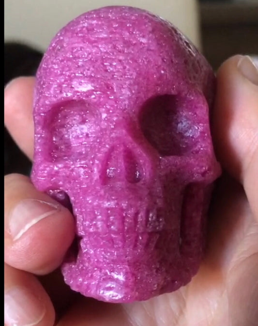 Petit crâne de rubis