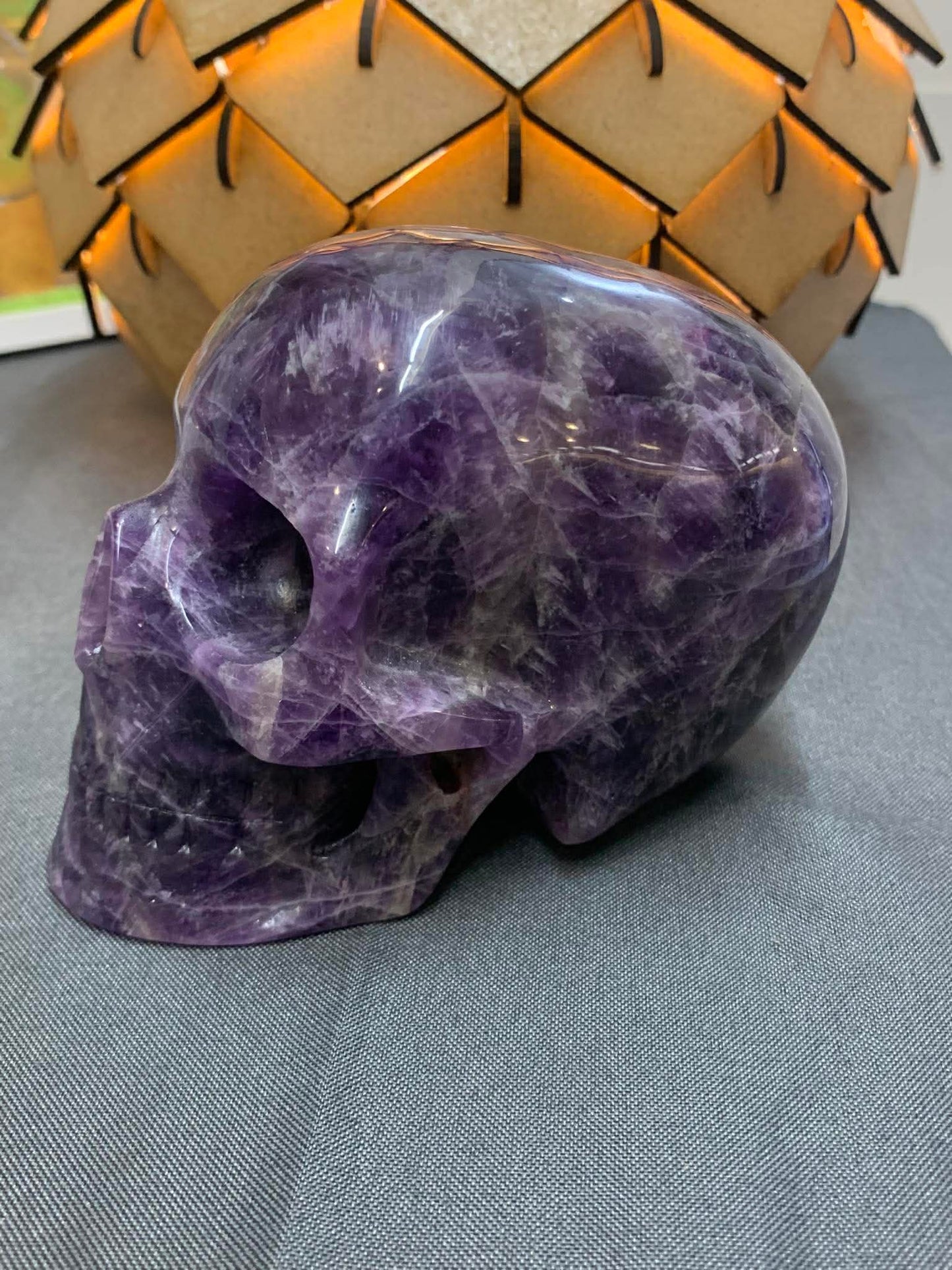 Crâne de cristal en améthyste