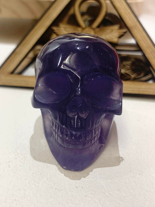 Crâne de cristal en fluorite violette