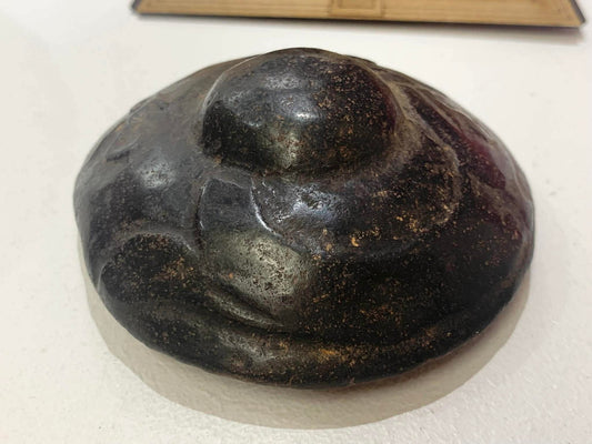 Vaisseau galactique Hongshan en jade ancien