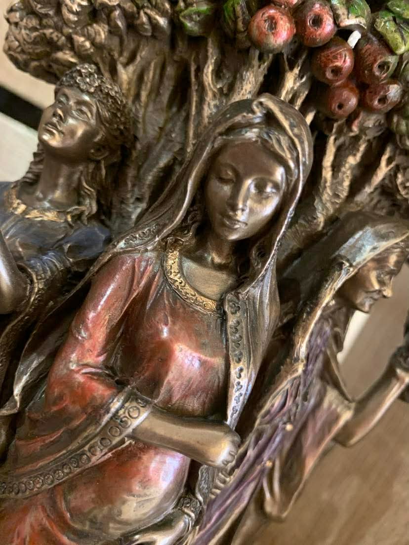 Statue de la triple déesse