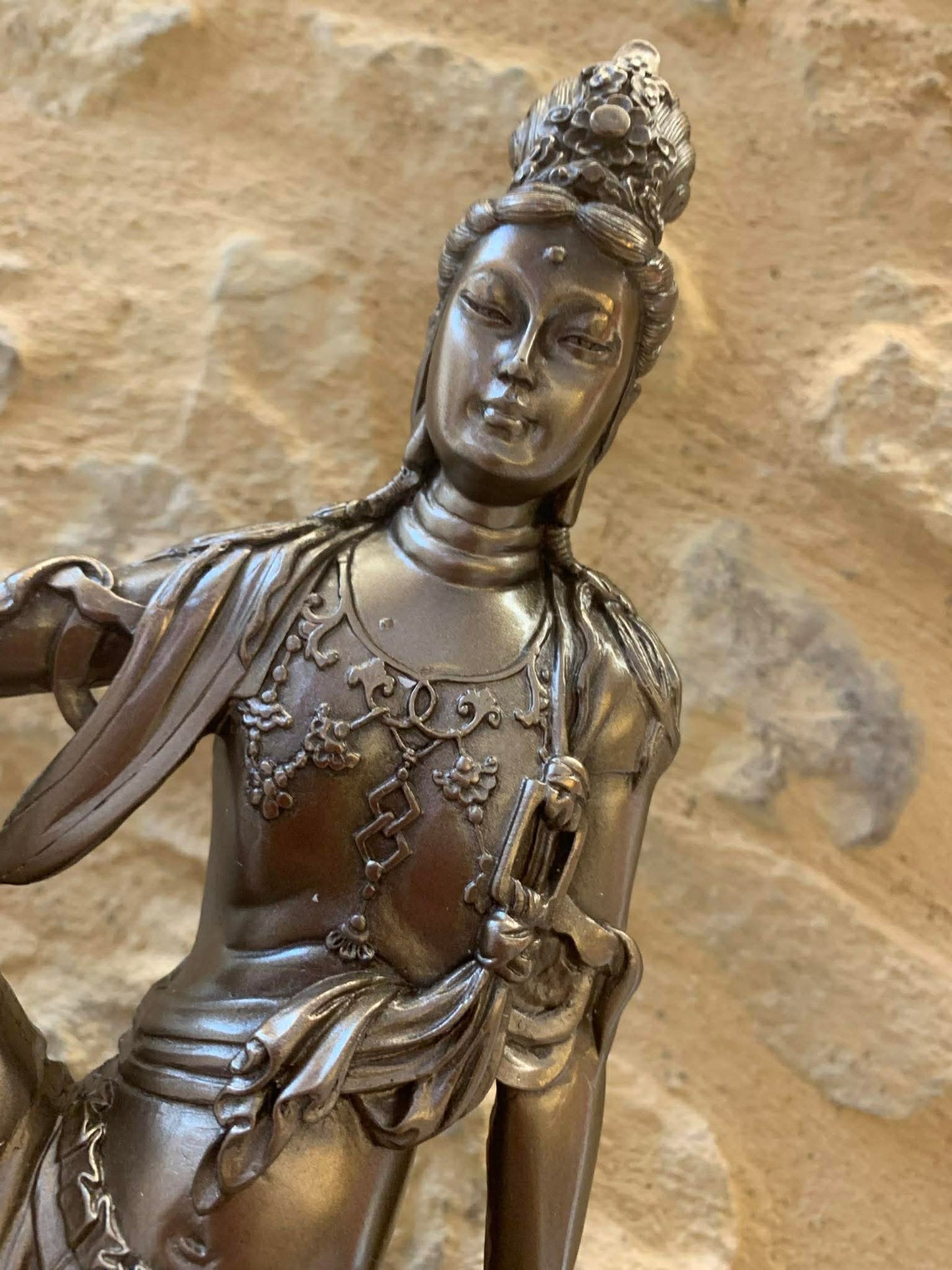 Statue déesse Kuan Yin