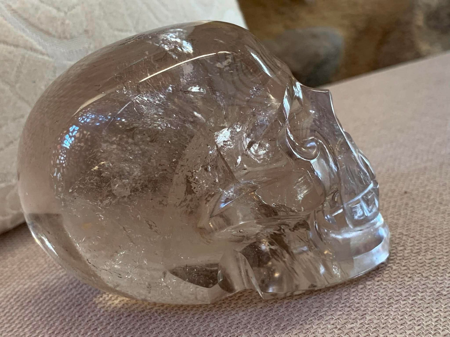 Crâne de cristal en quartz fumé