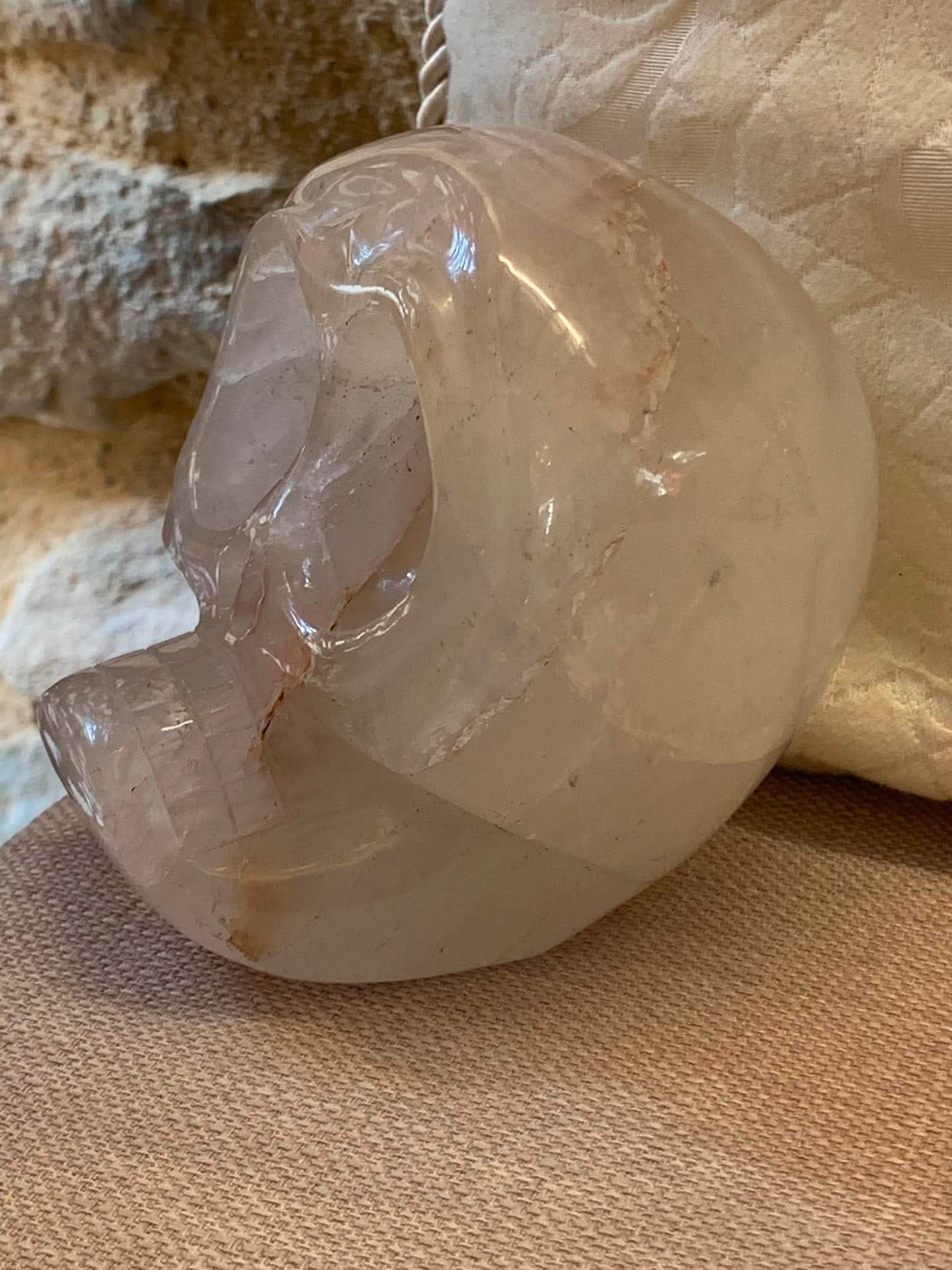 Crâne de cristal de roche style Mongol