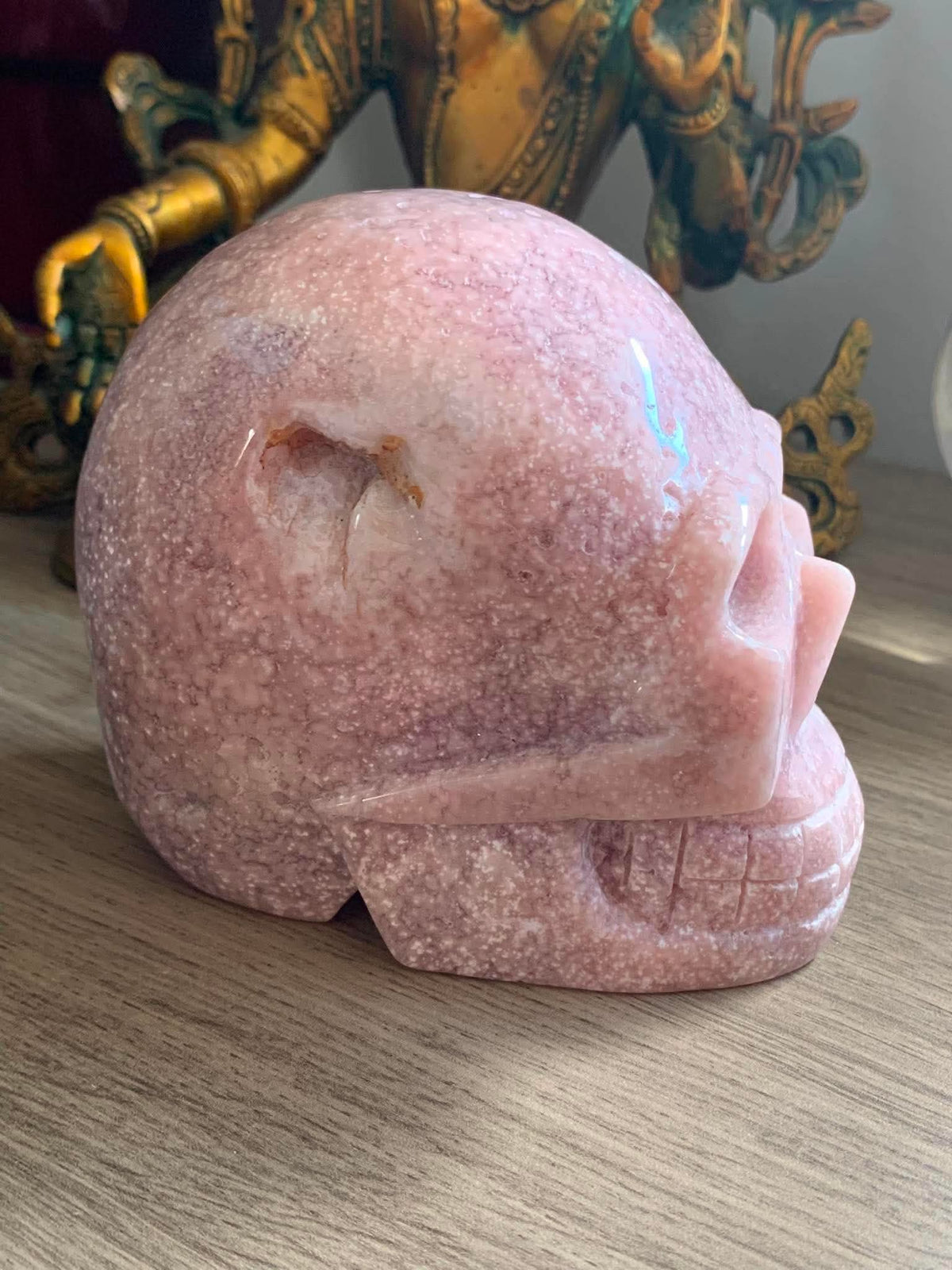 Crâne de cristal en améthyste rose