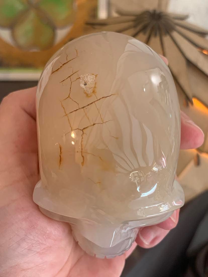 Crâne de cristal en agate