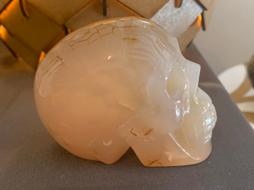 Crâne de cristal en agate