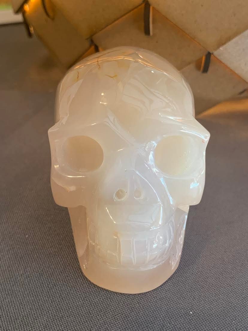 Crâne de cristal en agate