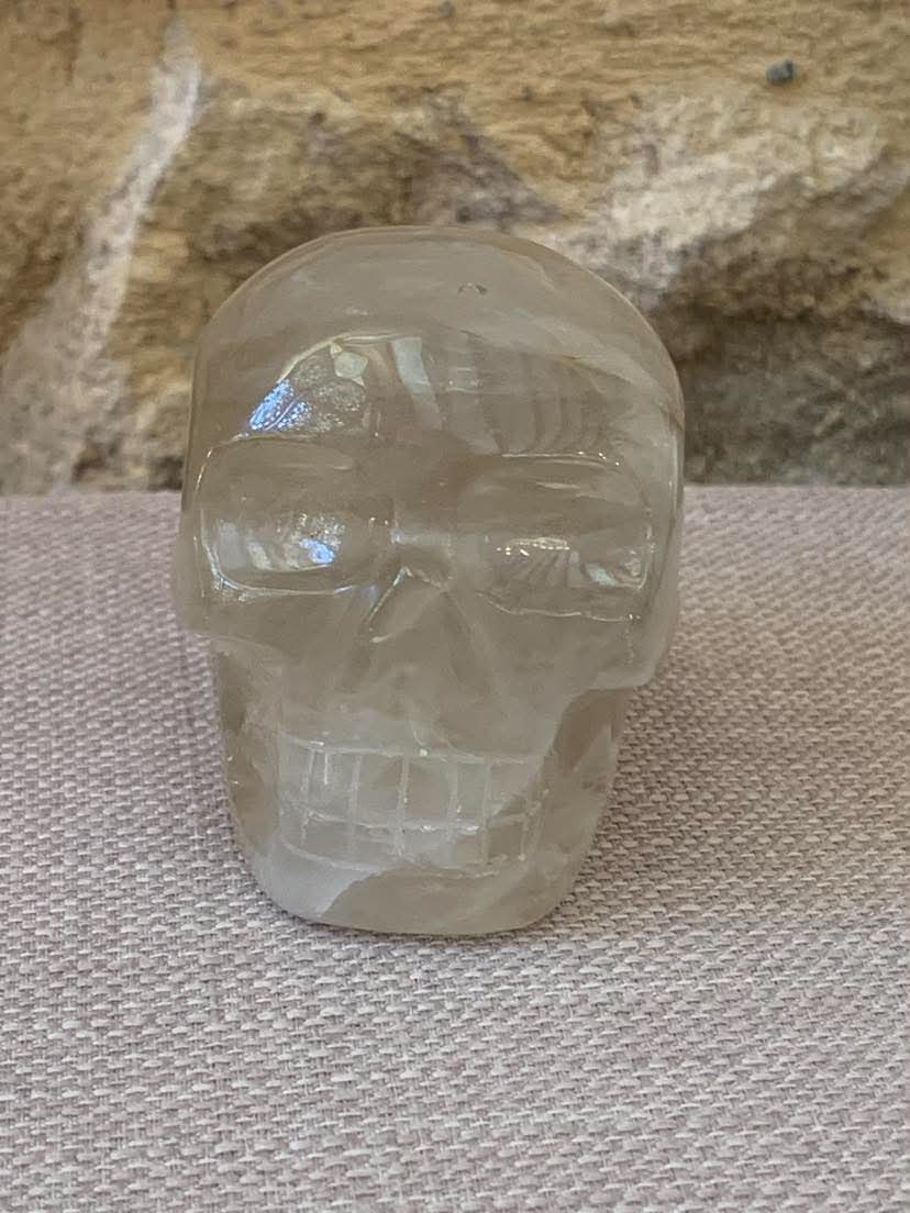 Crâne en quartz fumé clair