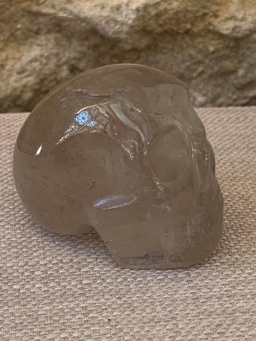 Crâne de cristal en quartz fumé