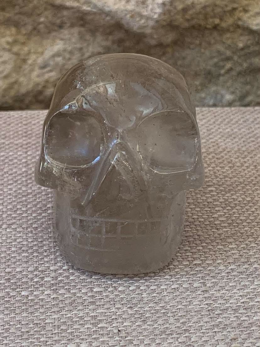 Crâne de cristal en quartz fumé