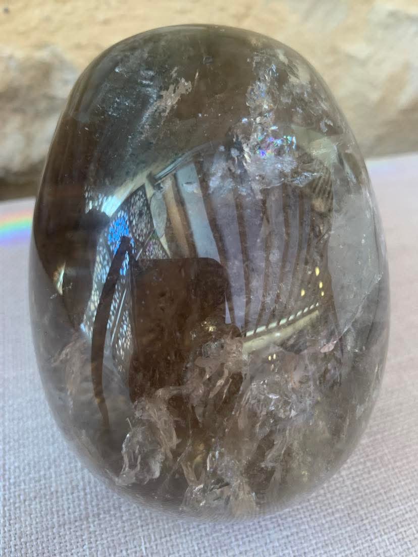 Crâne de cristal en quartz fumé