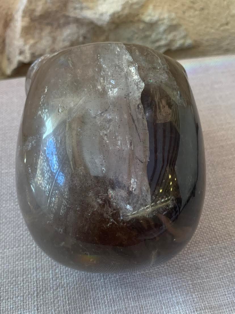 Crâne de cristal en quart fumé