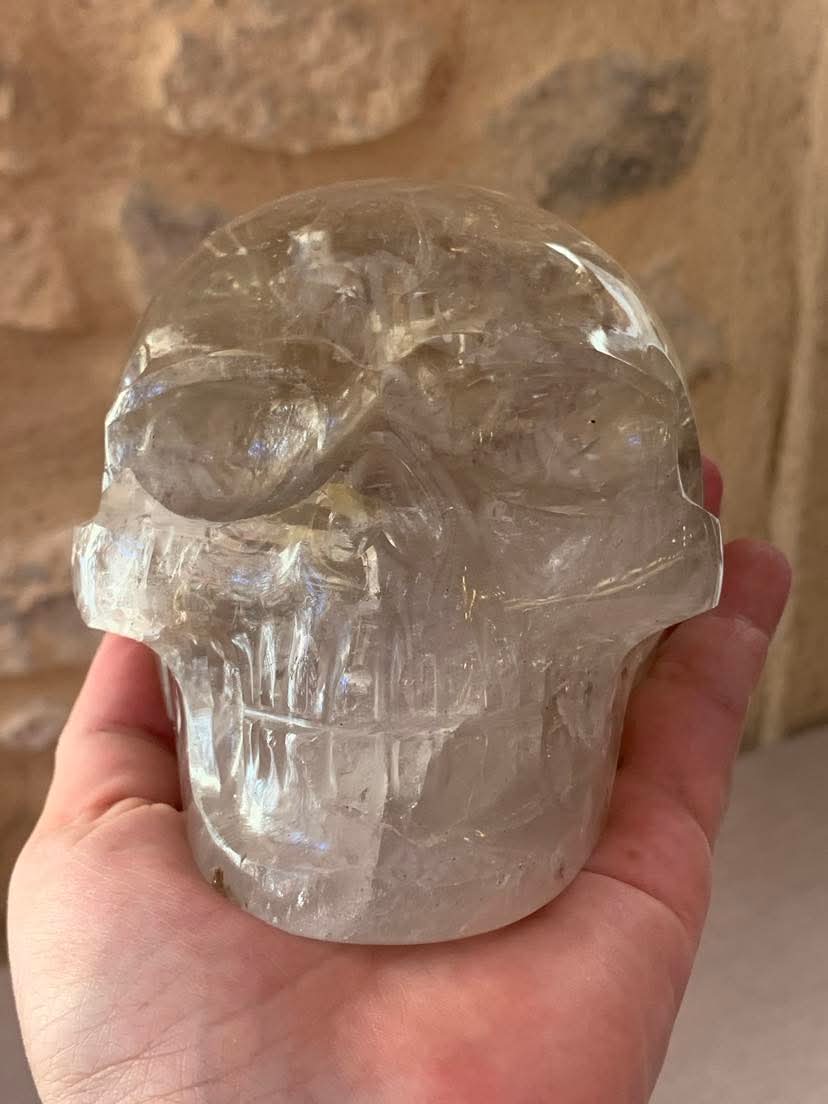 Crâne de cristal en quartz fumé
