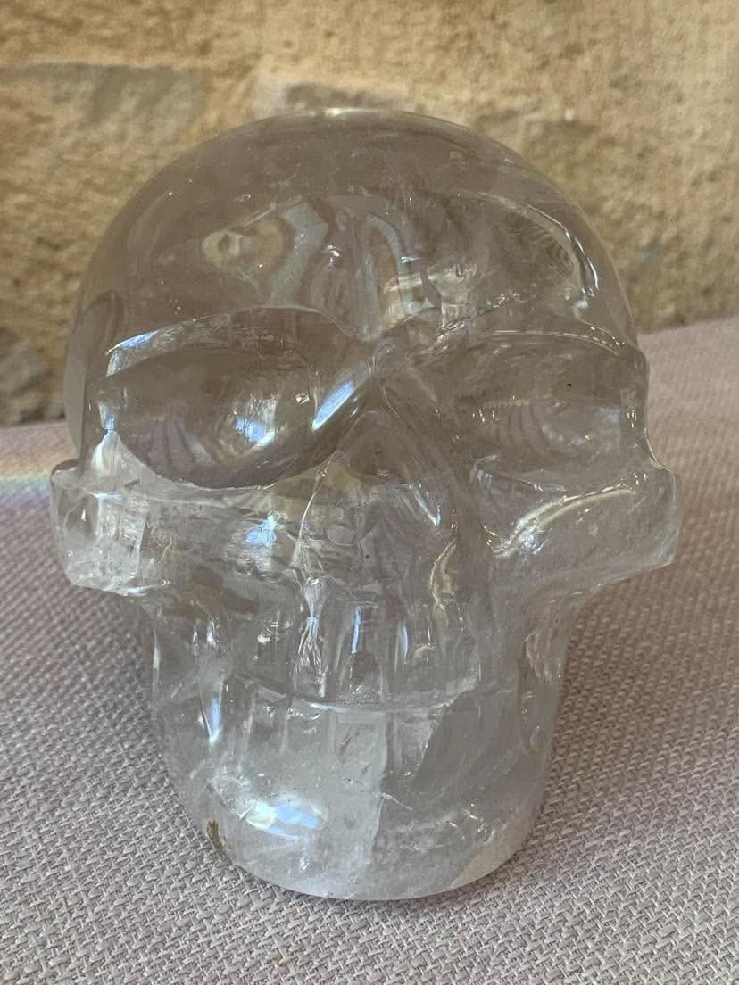 Crâne de cristal en quartz fumé